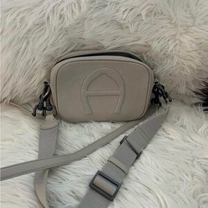 Bag Etienne leather bag